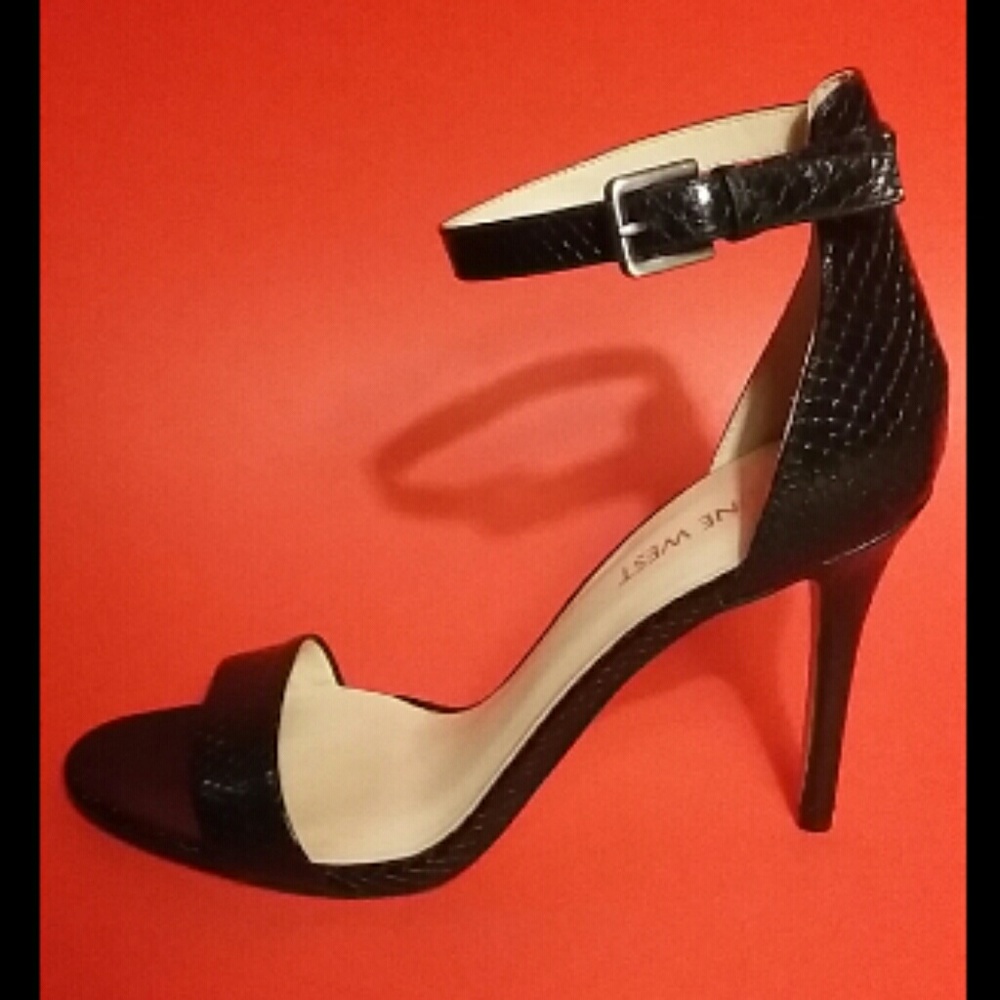 *NWOB* Nine West Ankle Stiletto